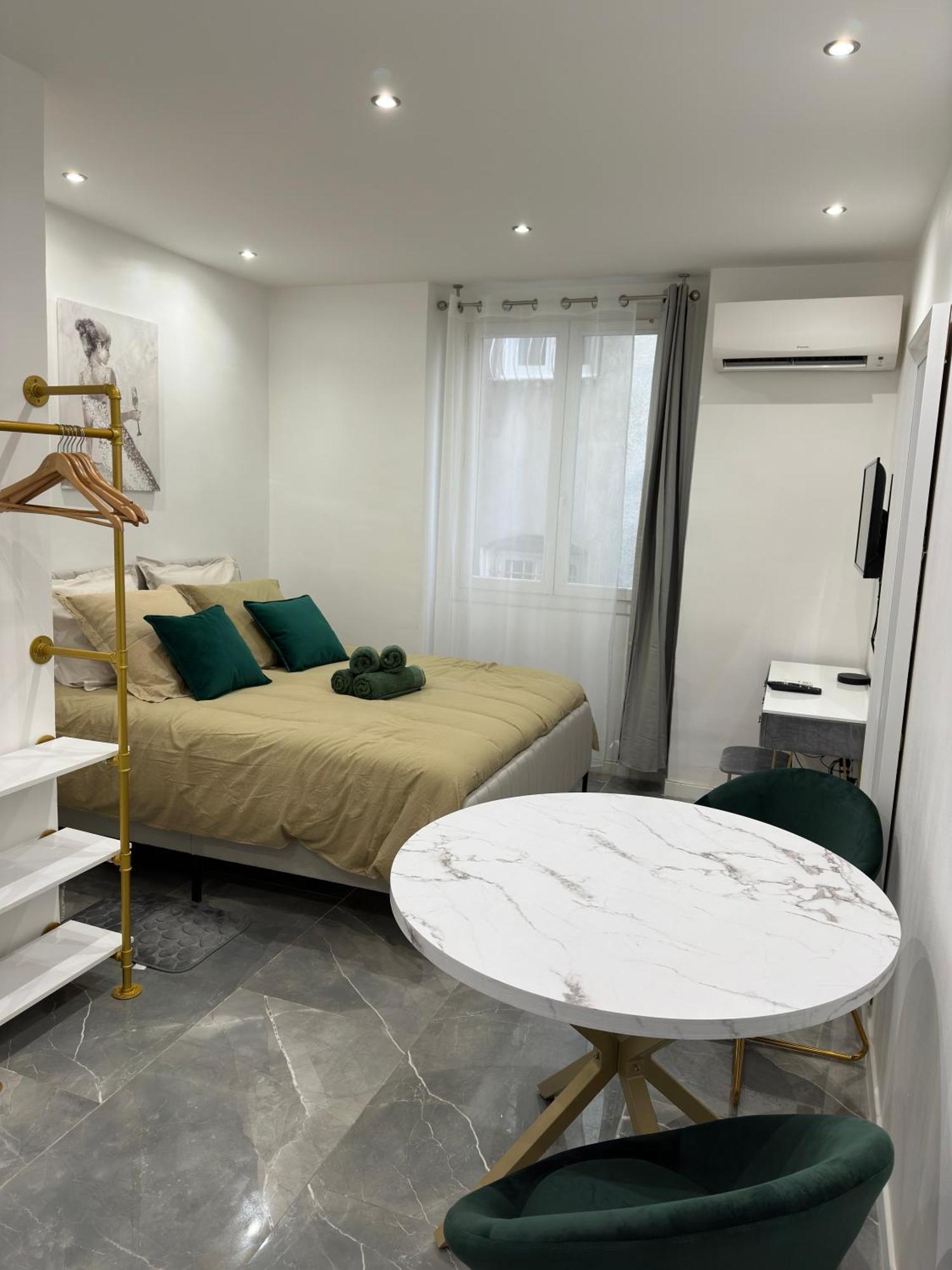 La Chic Opera Netflix/Wifi Apartment Marsilia Exterior foto